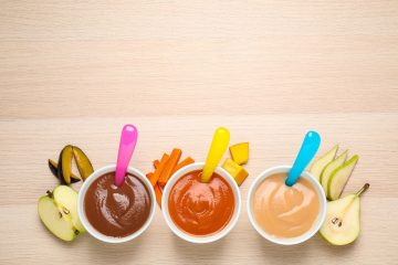 Pappa cremosa per bambini preparata con omogeneizzatore